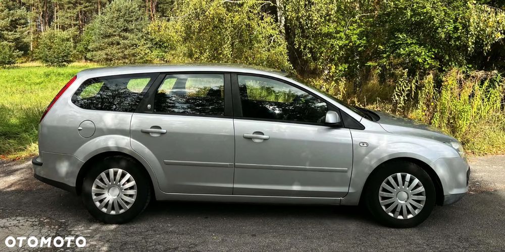 Ford Focus 1.6 Ti-VCT Style - 15