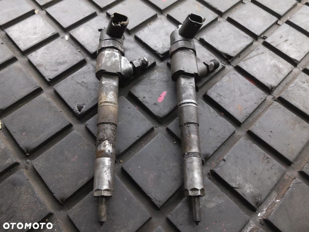 CROMA ALFA ROMEO 159 VECTRA C 1.9 CDTI 150KM WTRYSK WTRYSKIWACZ 0445110243 POSIADAM 2 SZT - 1