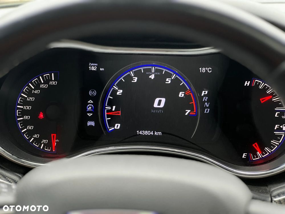 Jeep Grand Cherokee - 20