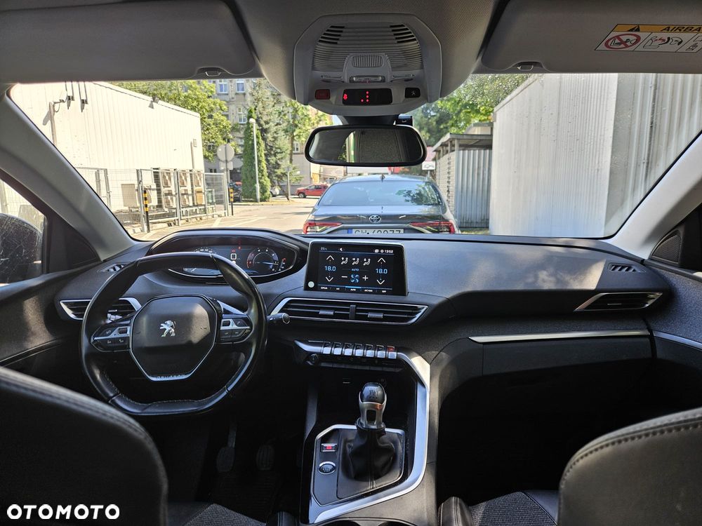 Peugeot 3008 1.5 BlueHDi Allure S&S - 8