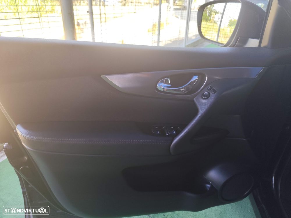 Nissan Qashqai 1.5 dCi Tekna Bose - 24