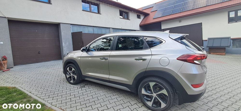 Hyundai Tucson 2.0 CRDI Premium 4WD - 5