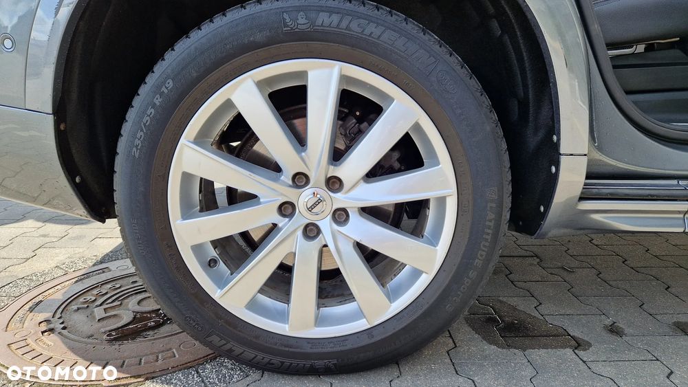 Volvo XC 90 D5 AWD Momentum 7os - 19