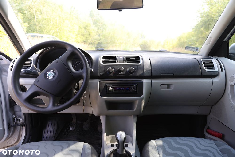 Skoda Fabia - 4