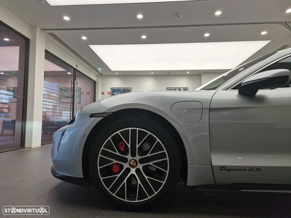 Porsche Taycan 4S - 3