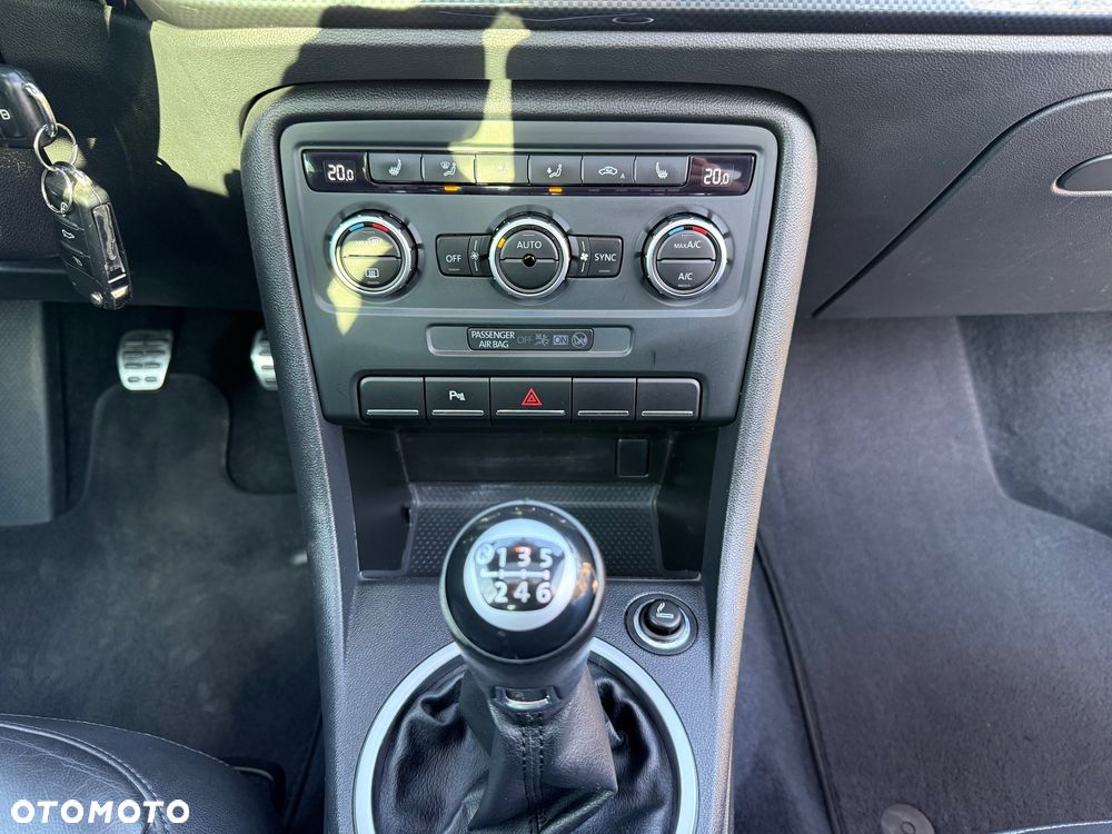 Volkswagen Beetle 2.0 TDI DPF Sport - 14