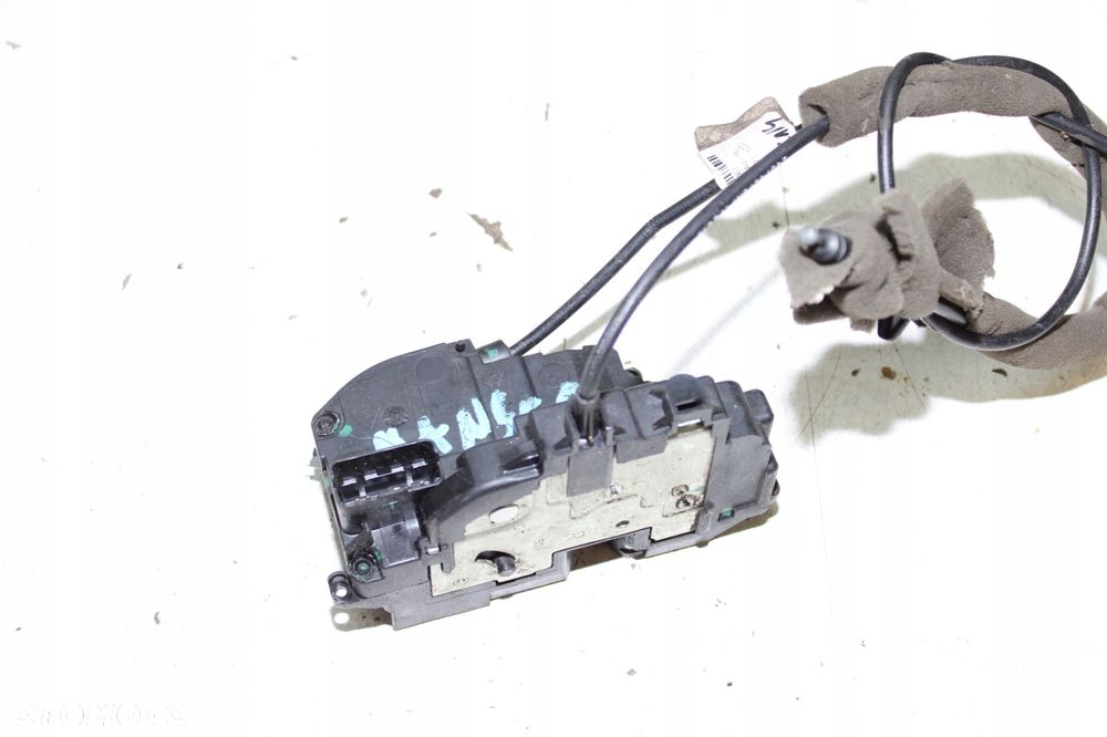 ZAMEK DRZWI PRAWY TYŁ RENAULT KANGOO II Bus 8200542366 - 1