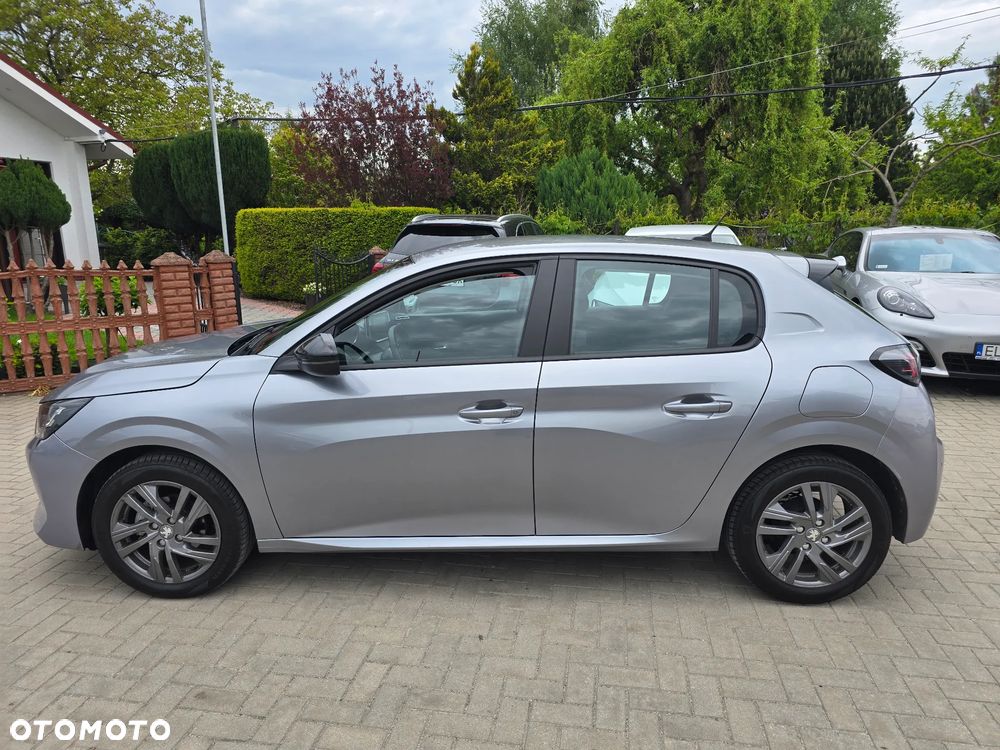 Peugeot 208 - 6