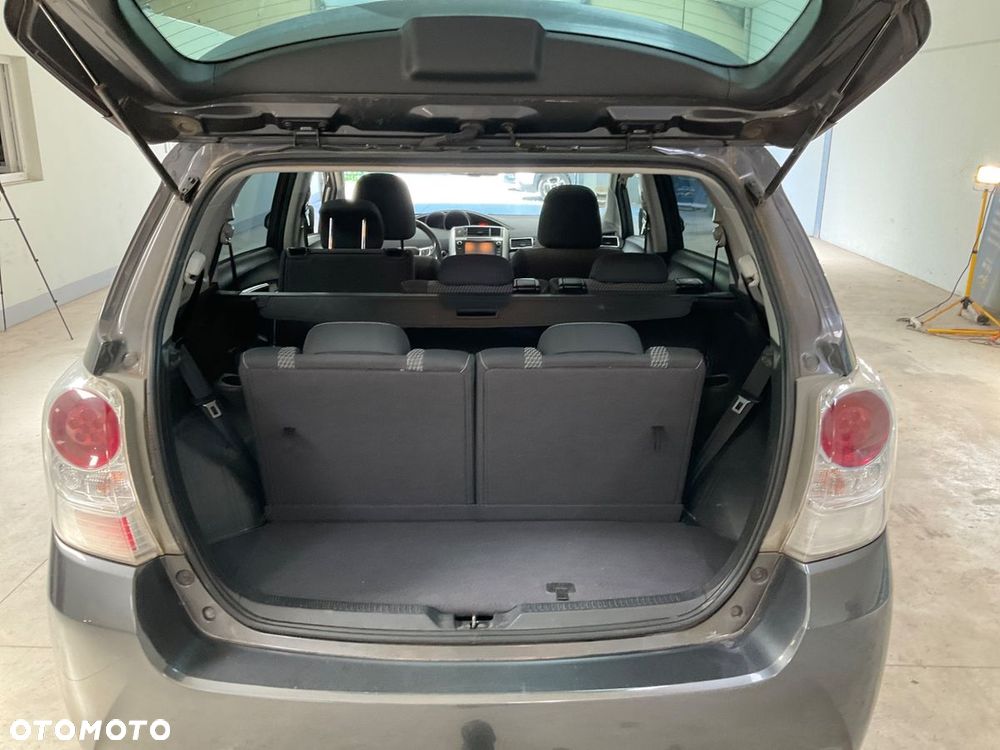 Toyota Verso 1.6 D-4D 7-Sitzer Start/Stop Skyview Edition - 6