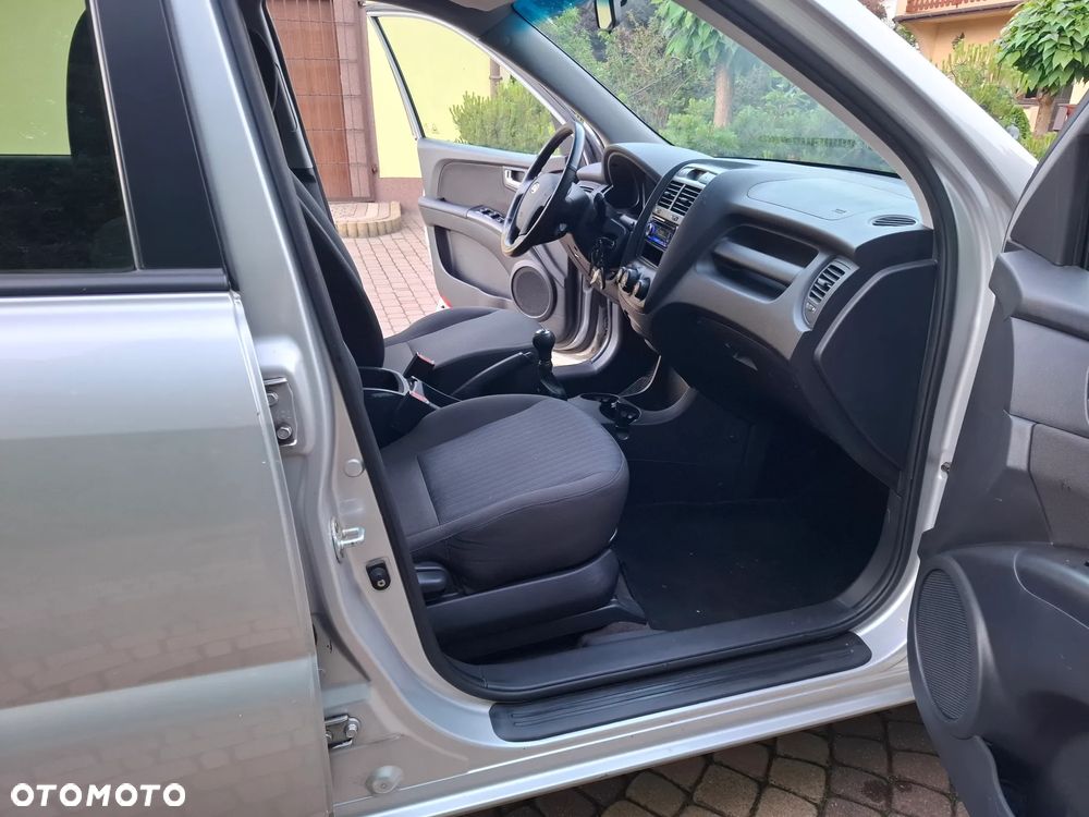 Kia Sportage 2.0 2WD Attract - 4