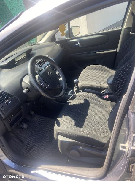 Citroën C4 1.6 HDi SX - 8