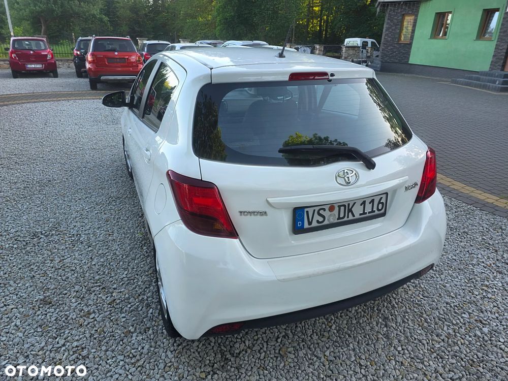 Toyota Yaris 1.33 VVT-i Edition 2014 - 5