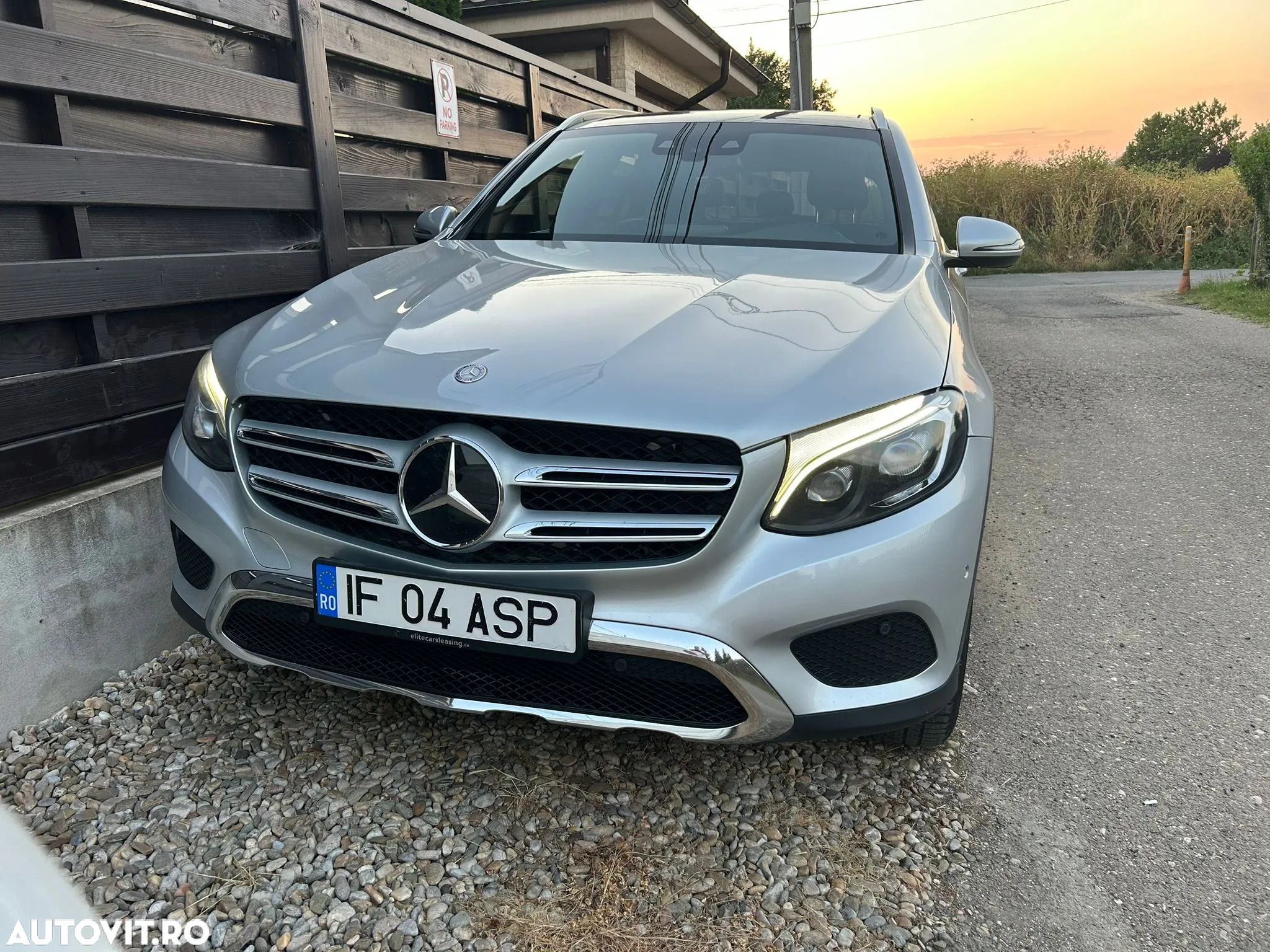 Mercedes-Benz GLC 250 d 4MATIC - 1