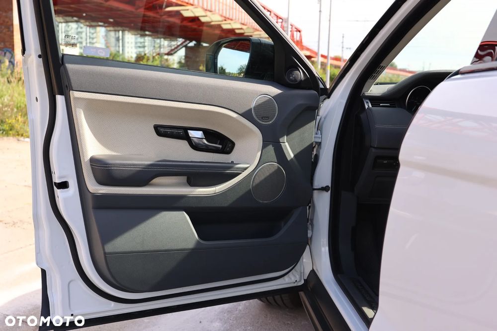 Land Rover Range Rover Evoque - 21