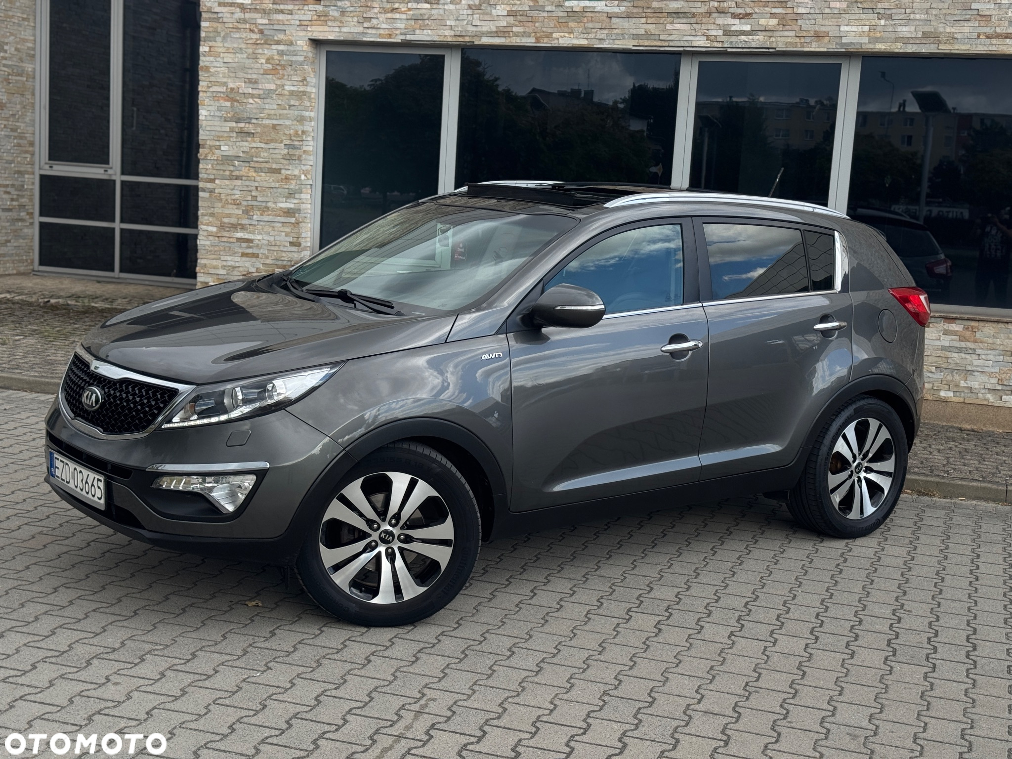 Kia Sportage 2.0 CRDI AWD Dream-Team Edition - 2