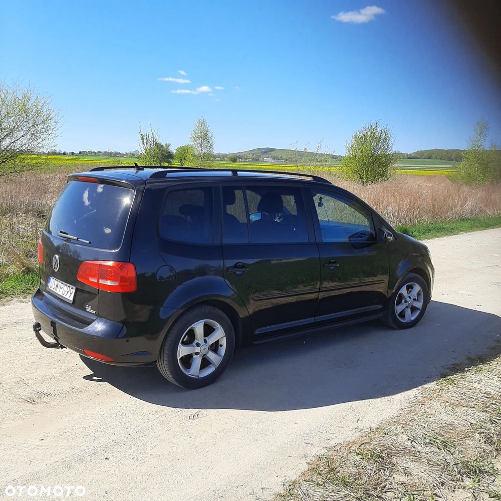 Volkswagen Touran 2.0 TDI Highline - 4
