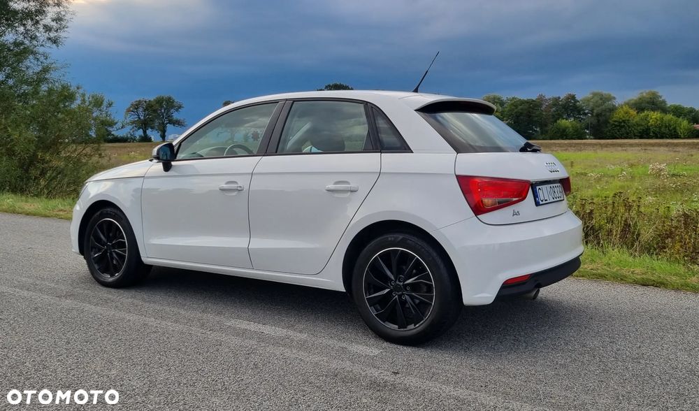 Audi A1 Sportback 1.4 TDI (ultra) sport - 3