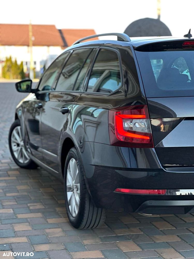 Skoda Octavia 2.0 TDI Sport Edition - 12