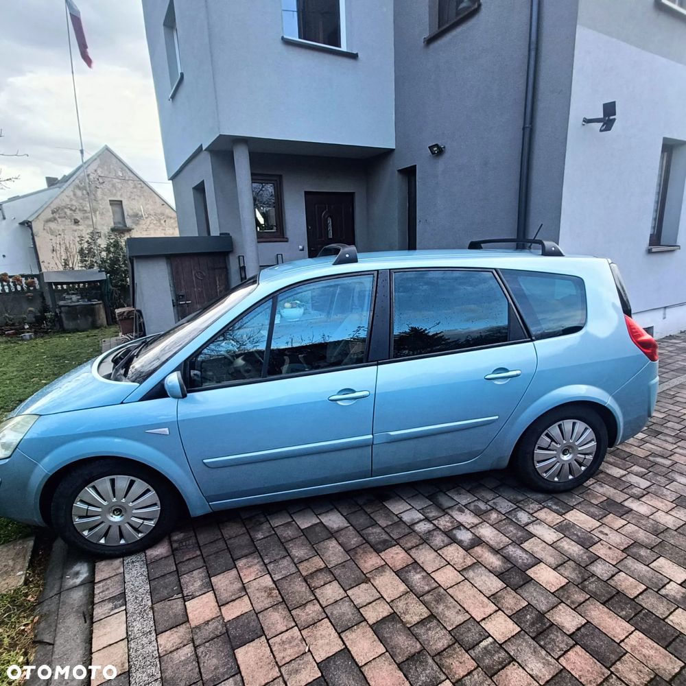 Renault Scenic - 2