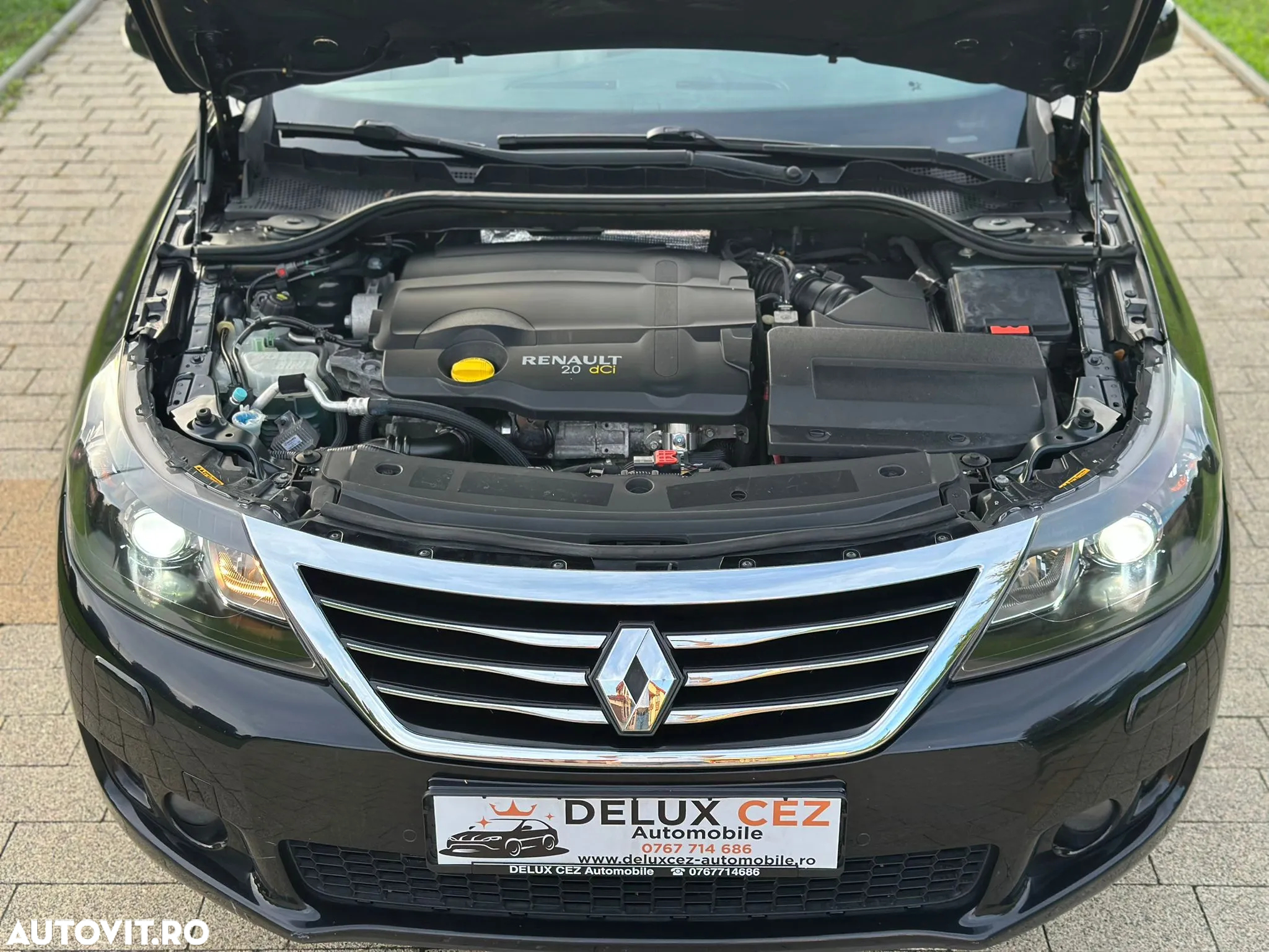 Renault Latitude 2.0 dCi Initiale Aut. - 27