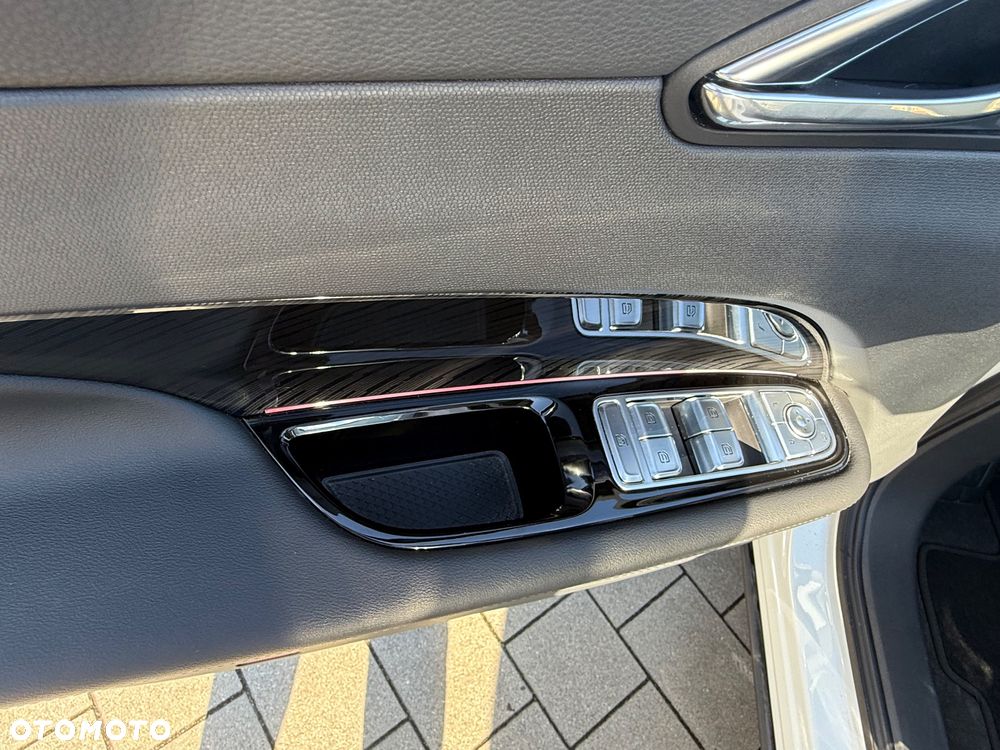 Hongqi HS3 1.5T FWD - 15