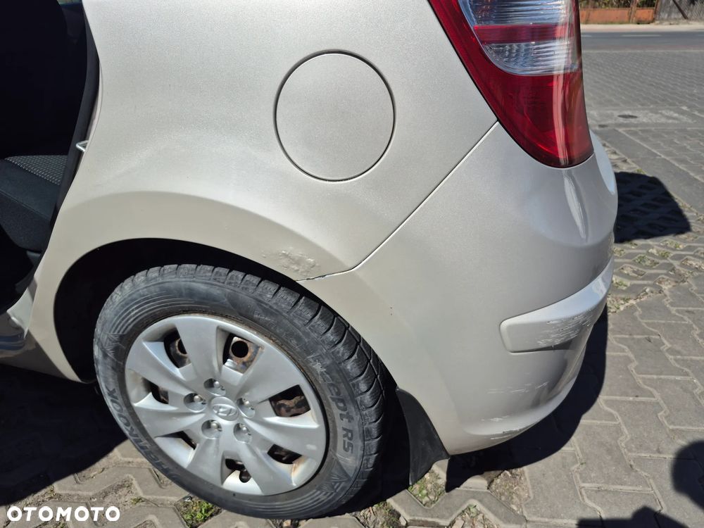 Hyundai i30 1.6 Comfort - 8