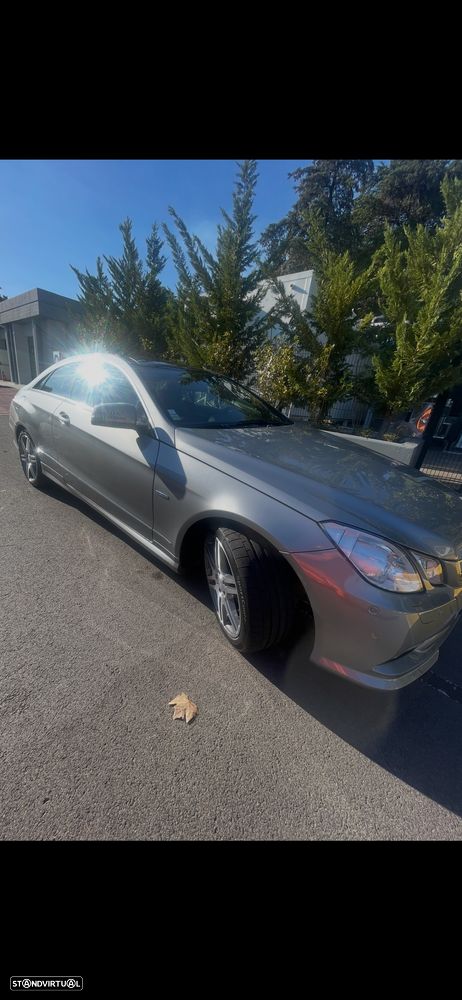 Mercedes-Benz E 250 CDi Elegance BlueEfficiency Auto - 4