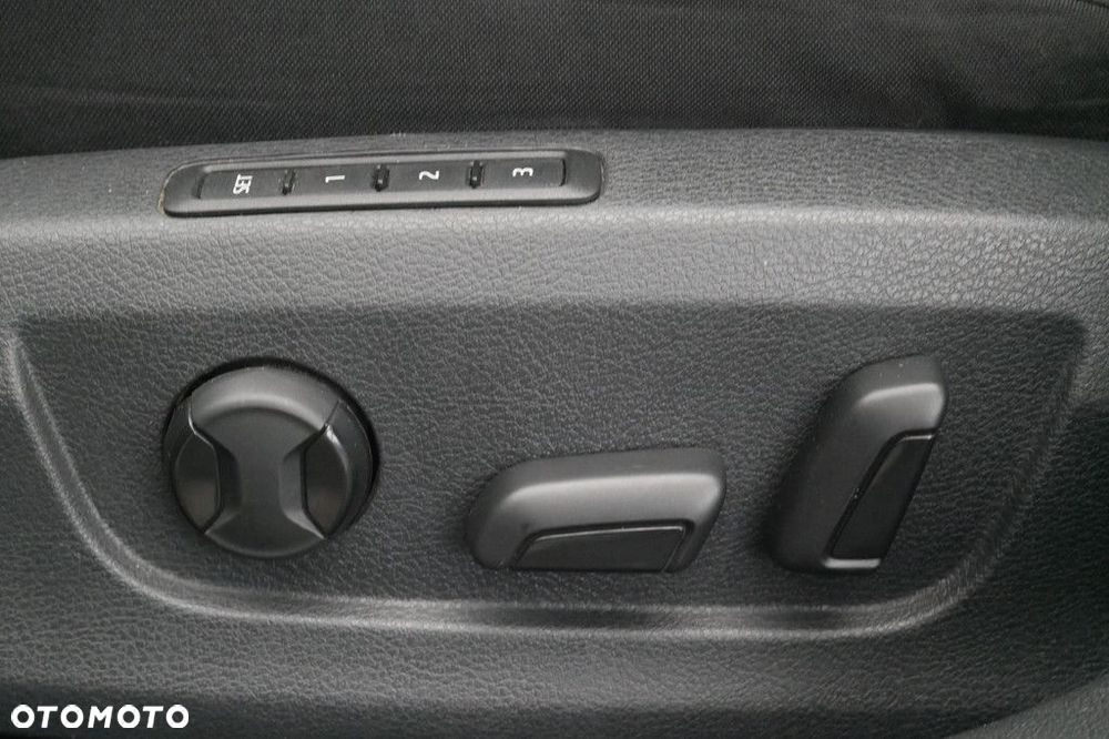 Skoda Superb 2.0 TSI Ambition DSG - 28