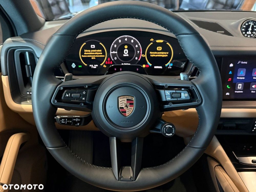 Porsche Cayenne - 25