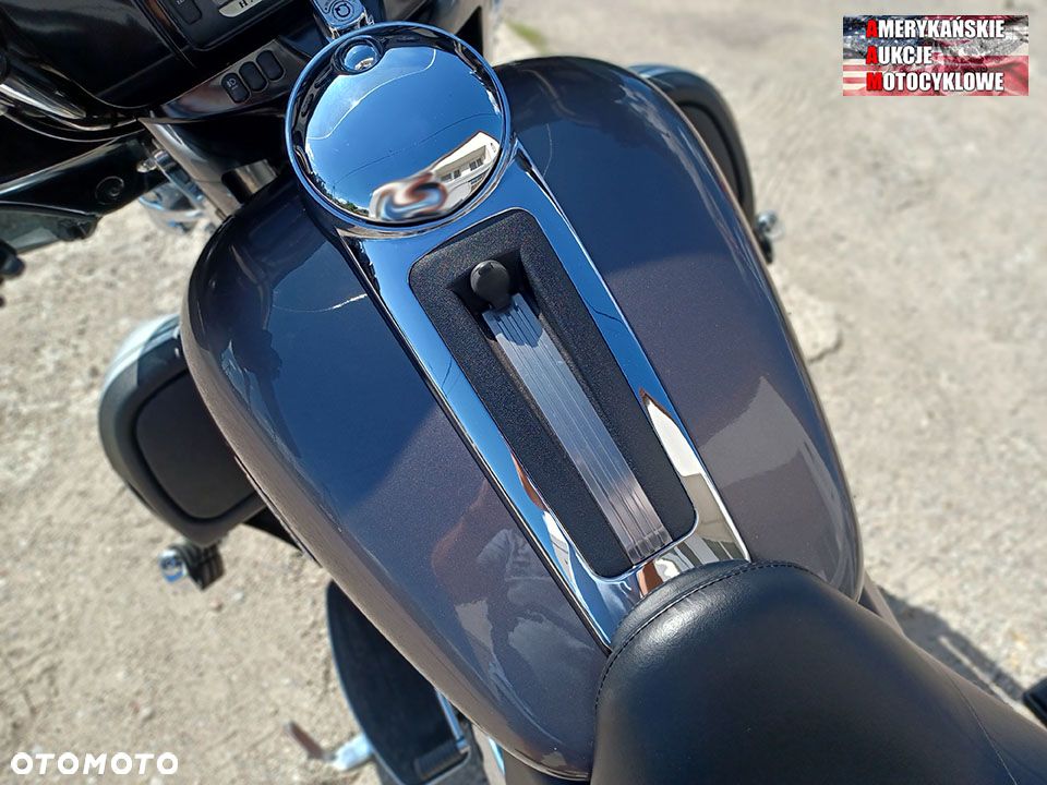 Harley-Davidson Touring Electra Glide - 22