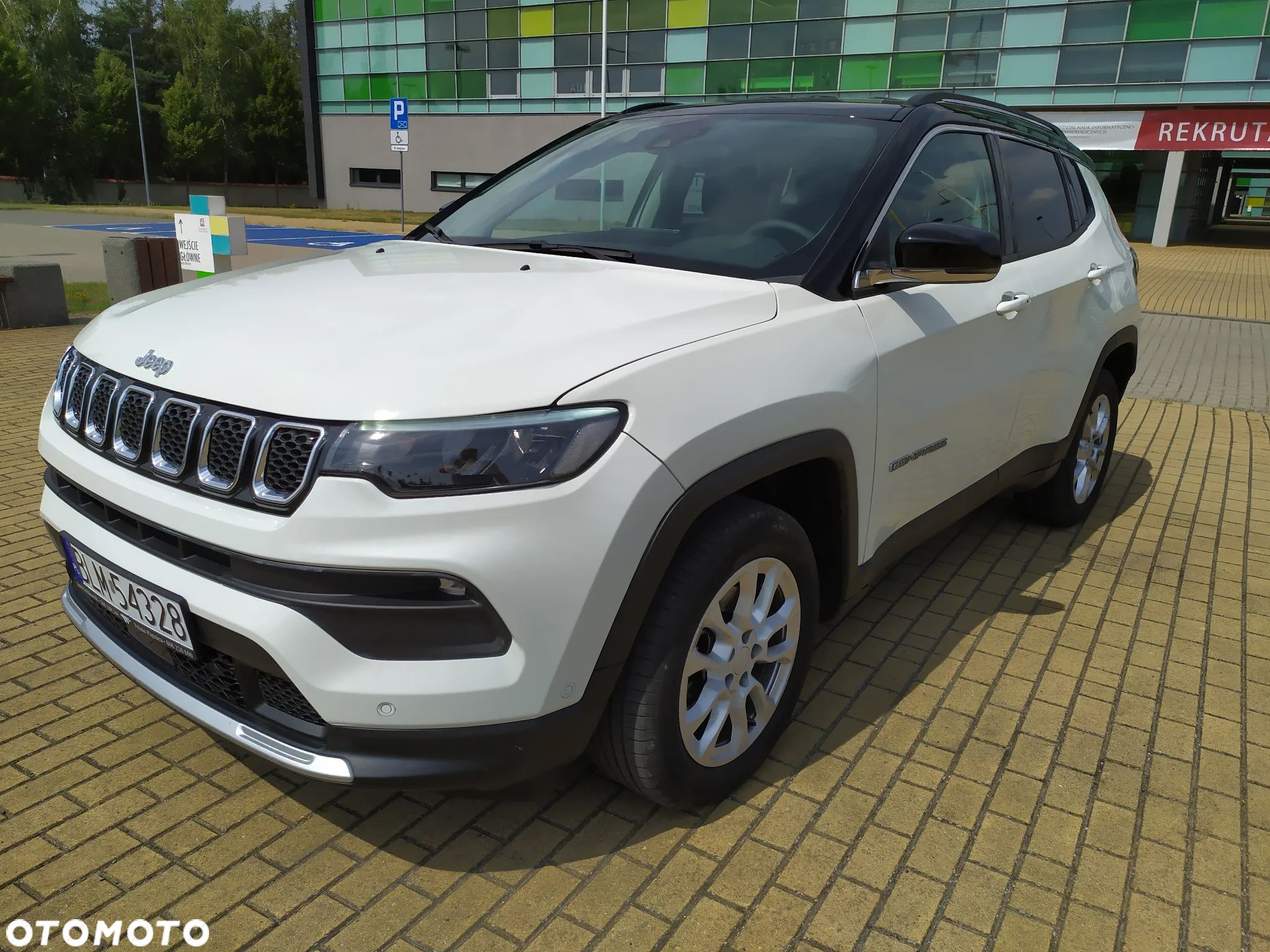 Jeep Compass - 1