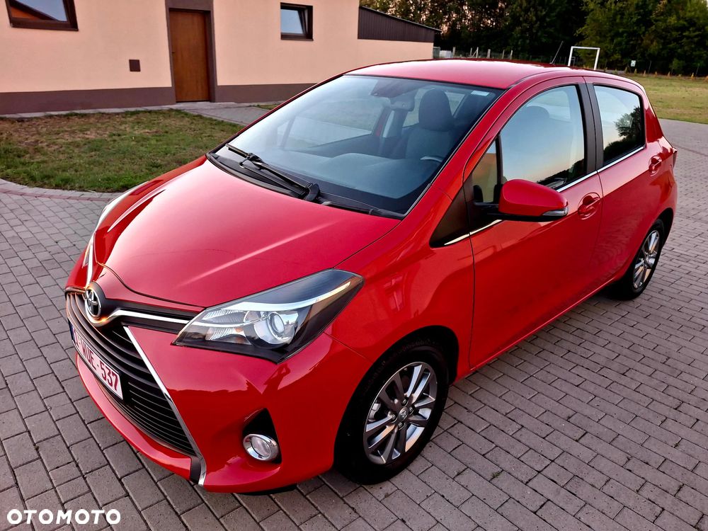 Toyota Yaris 1.33 VVT-i Executive - 14