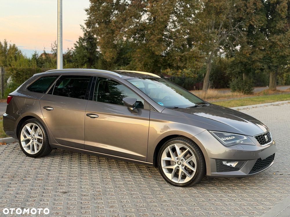 Seat Leon 2.0 TDI DPF DSG FR - 38