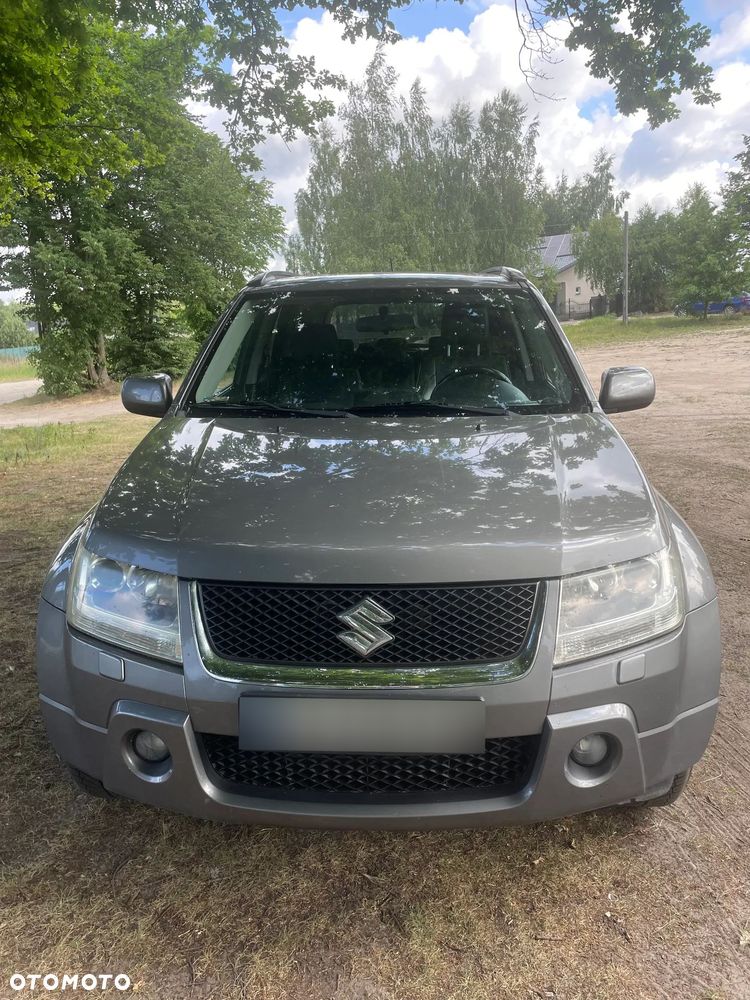 Suzuki Grand Vitara 2.0 - 3