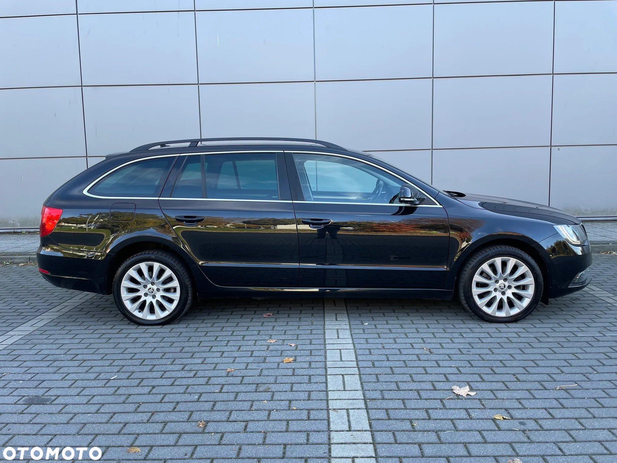 Skoda Superb 2.0 TDI Elegance DSG - 2