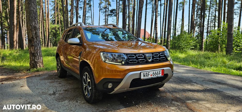 Dacia Duster 1.6 SCe SL Orange - 2