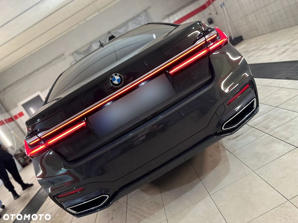 BMW Seria 7 - 1