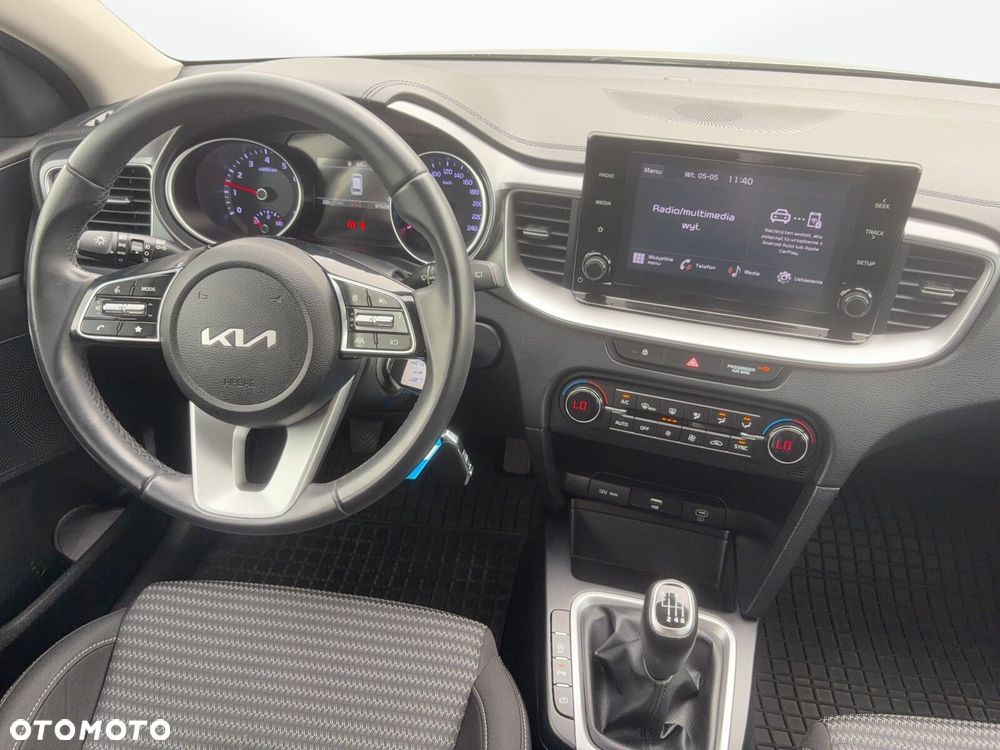 Kia Ceed 1.5 T-GDI M - 12
