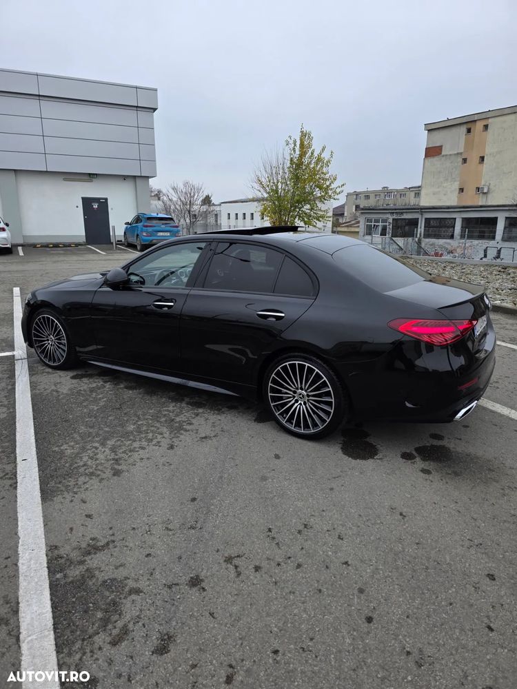 Mercedes-Benz C 300 4Matic T 9G-TRONIC AMG Line - 6