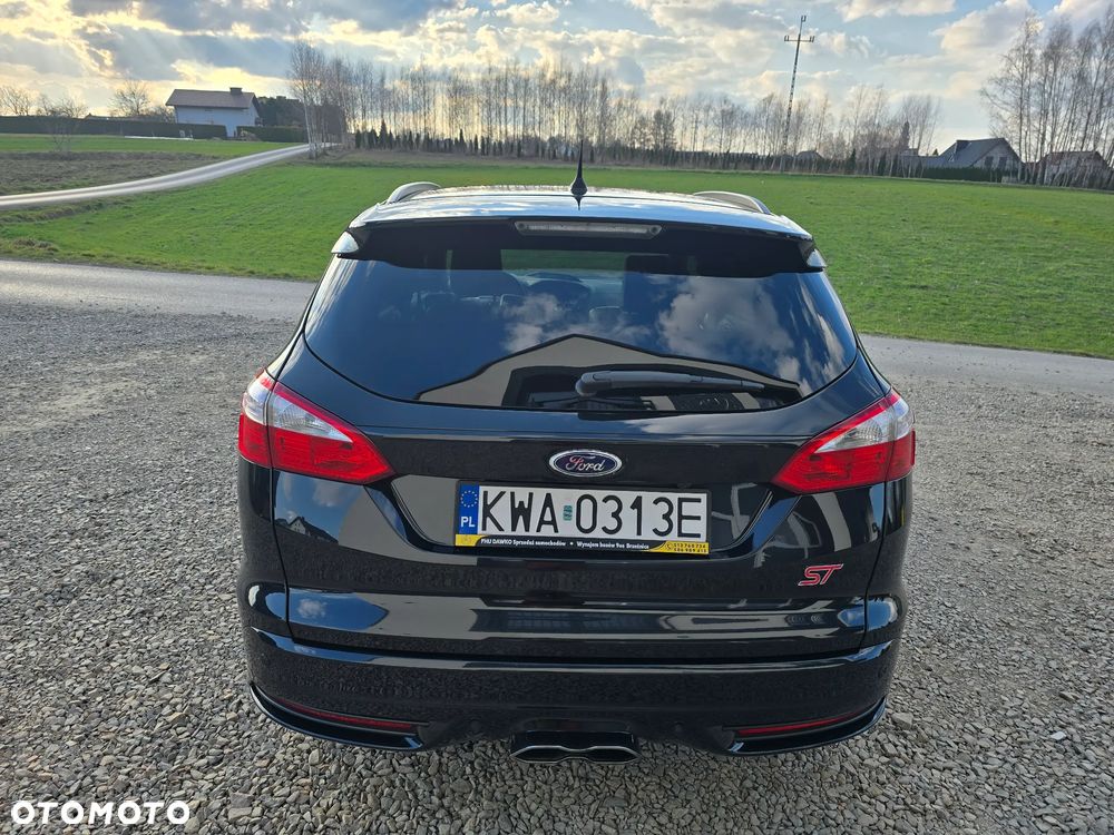 Ford Focus SW 2.0 EcoBoost ST Leather Exclusive Pack - 8