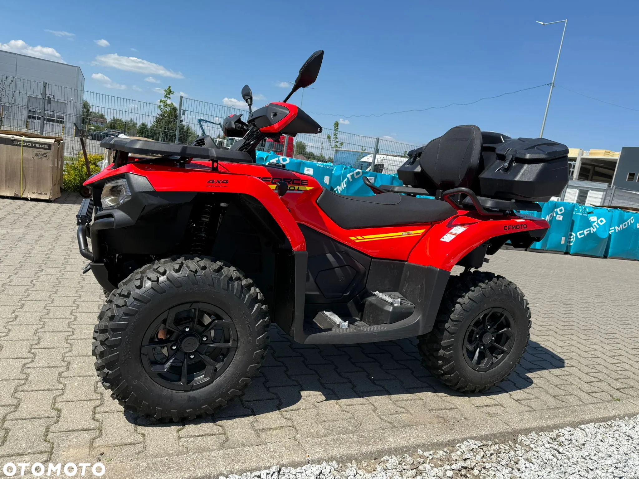 CFMoto CForce - 8