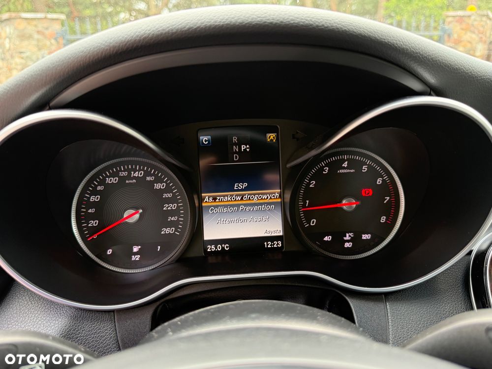 Mercedes-Benz Klasa C 250 7G-TRONIC Avantgarde - 29