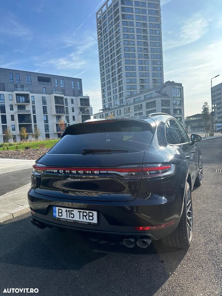 Porsche Macan Standard - 2