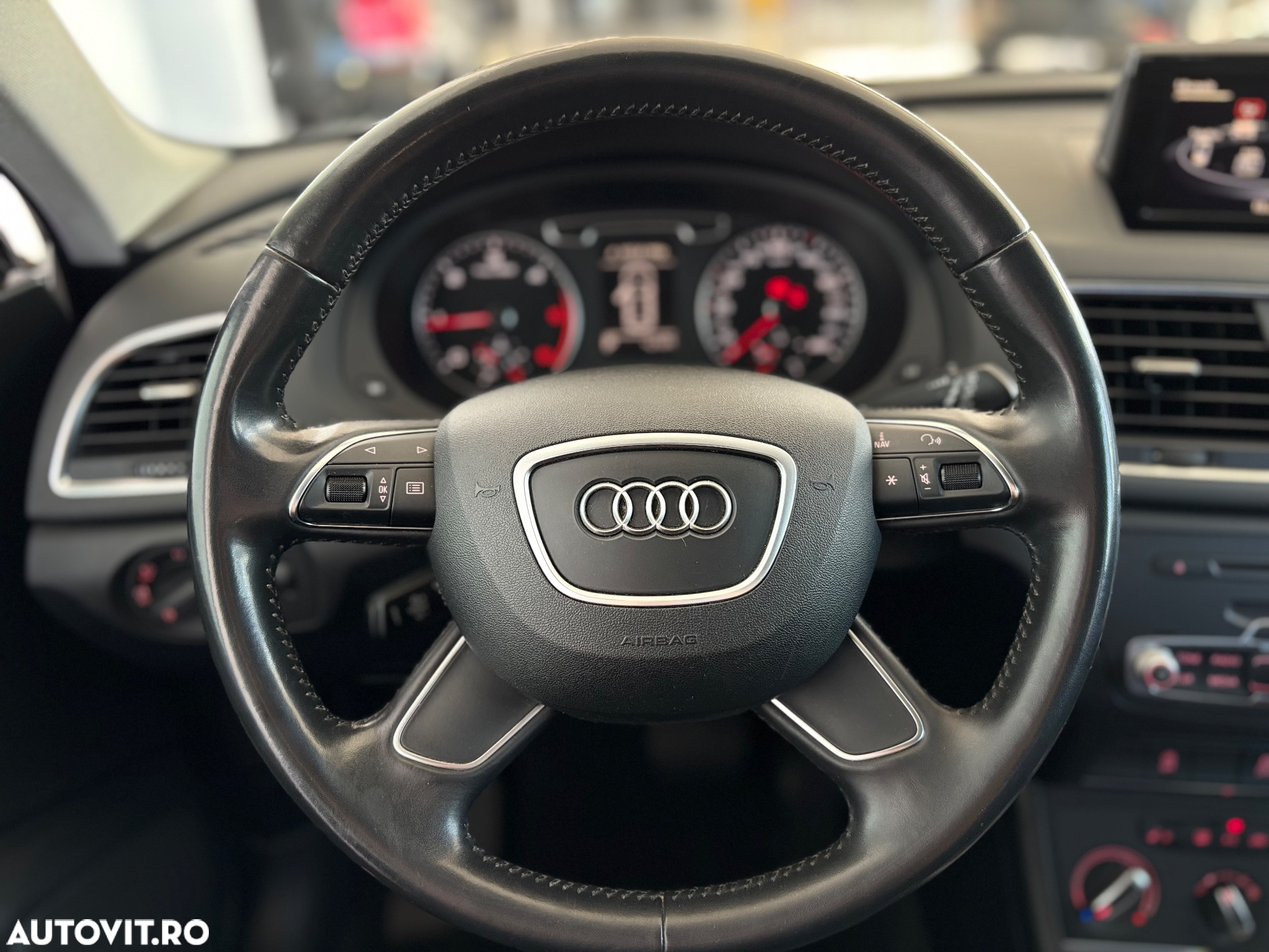 Audi Q3 2.0 TDI Quattro S tronic - 16