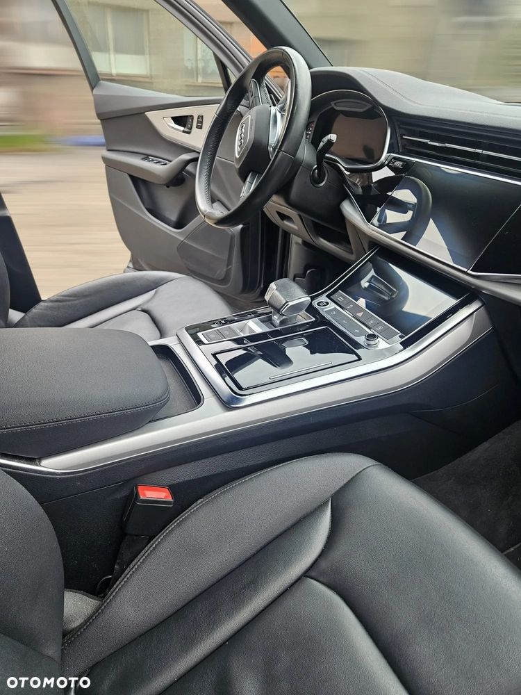 Audi Q7 - 9