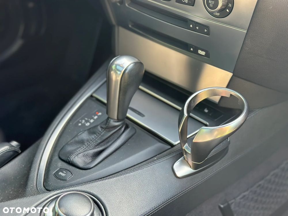 BMW Seria 6 650 i - 18
