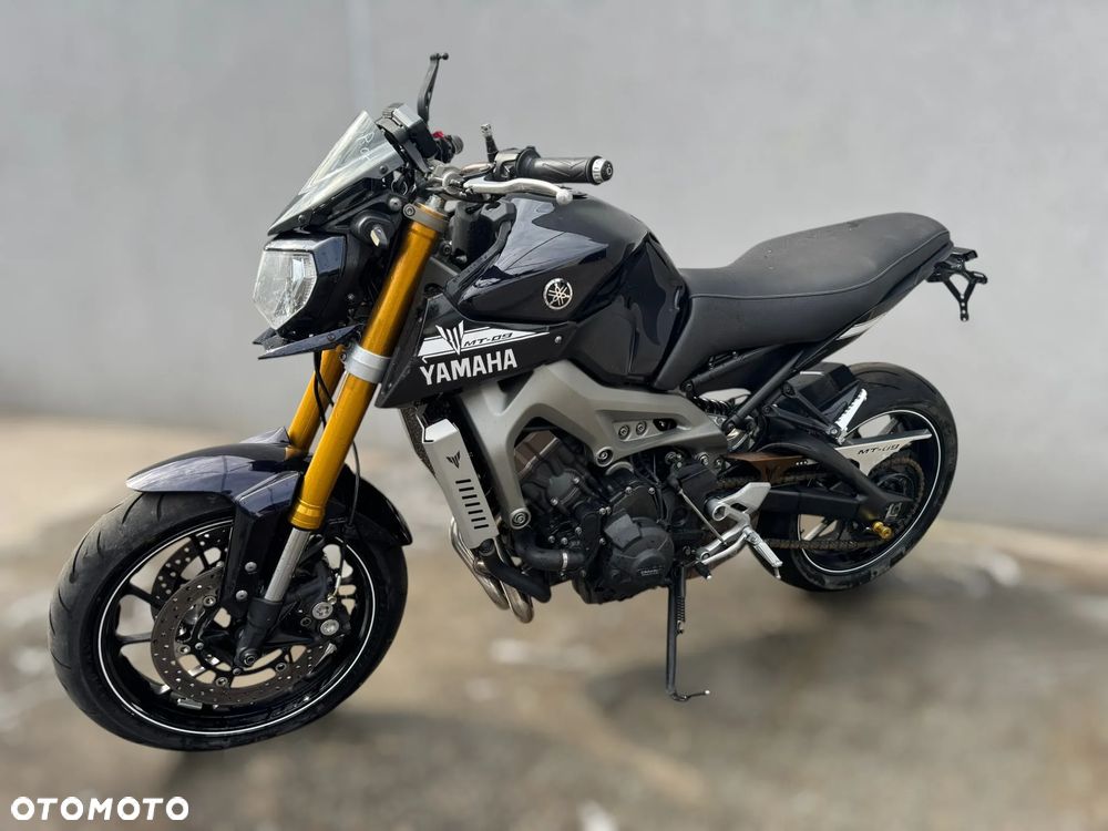 Yamaha MT - 6