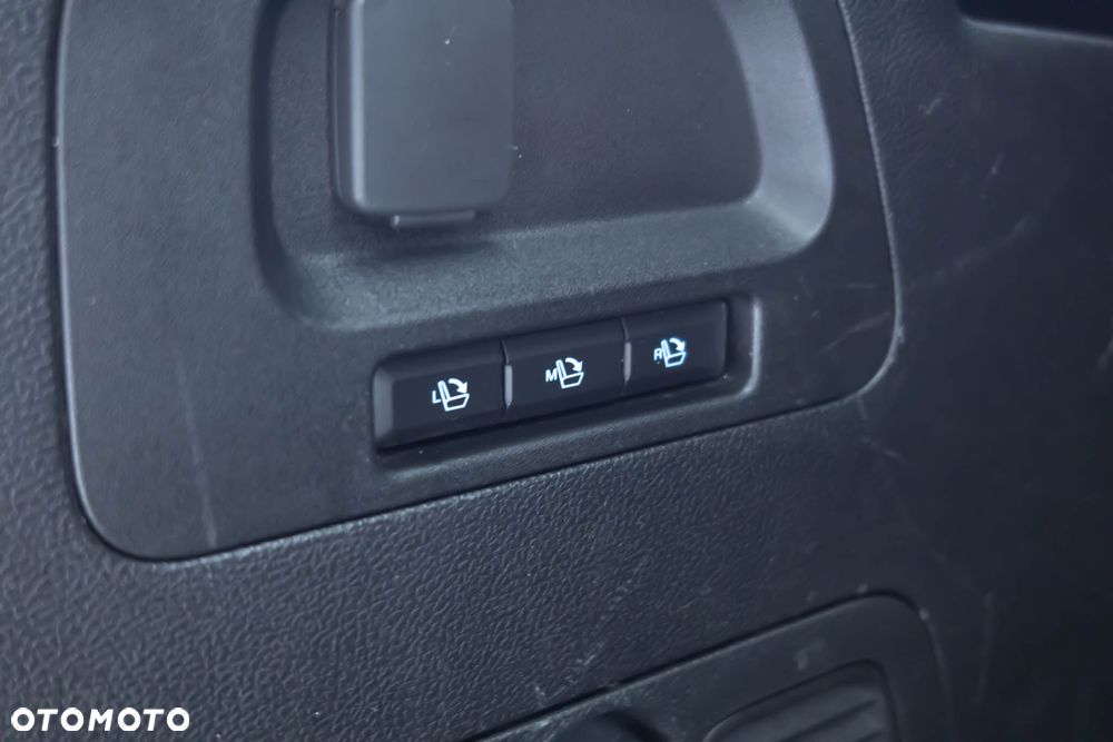 Ford S-Max 2.5 Duratec FHEV ST-LINE - 40