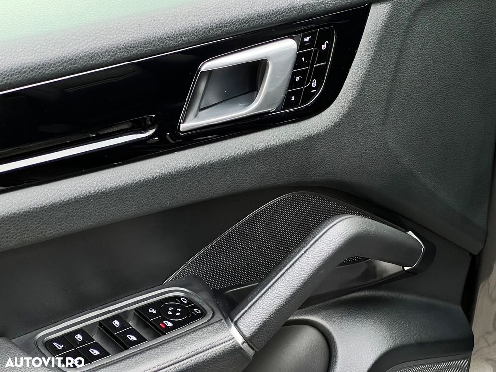 Porsche Cayenne S Tiptronic S - 20