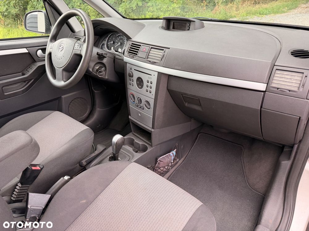 Opel Meriva - 17